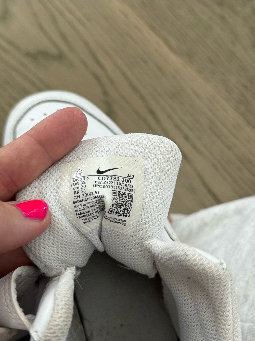 Nike Kids White High-Top Sneakers with Strap - Picture 3 of 4